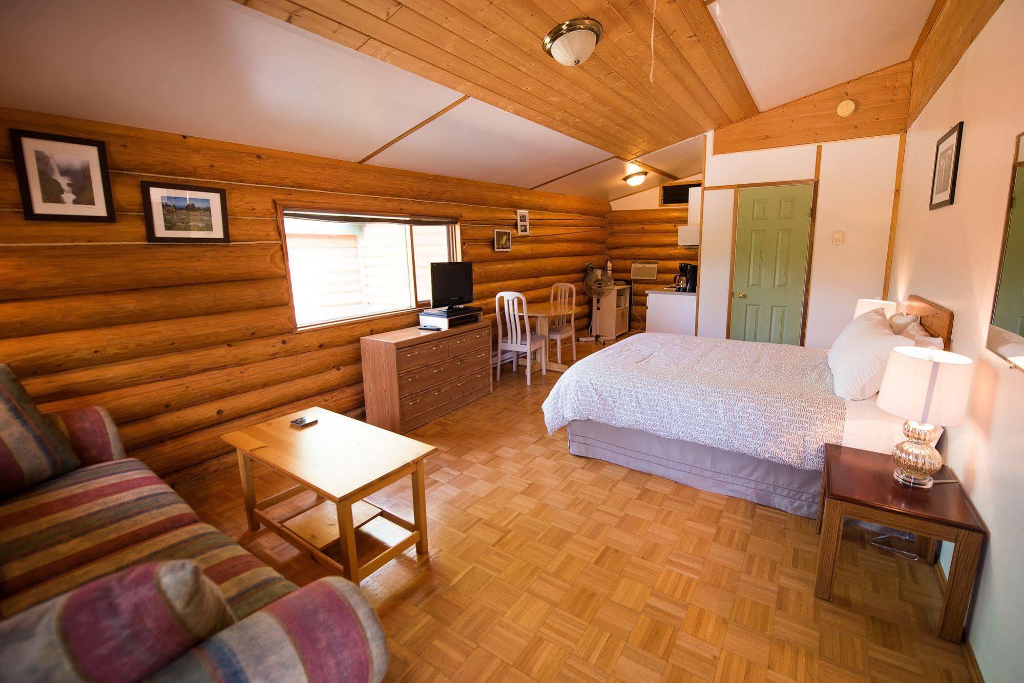Cedar Haven Cabins And Resort Клірвотер Екстер'єр фото